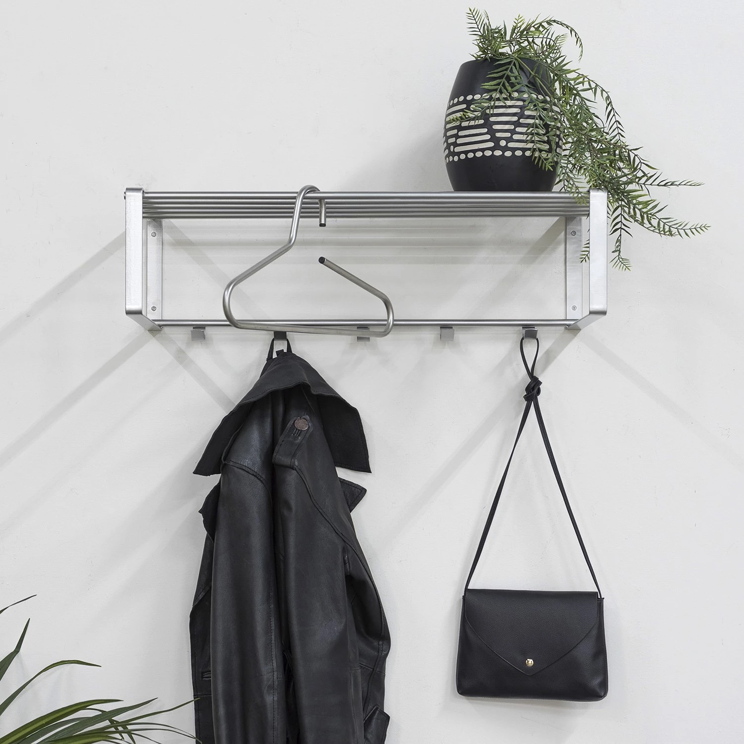 Loftscape Porte-manteau mural Welbeck II - Argenté 4 Loftscape Porte-manteau mural Welbeck II - Argenté – Image 4