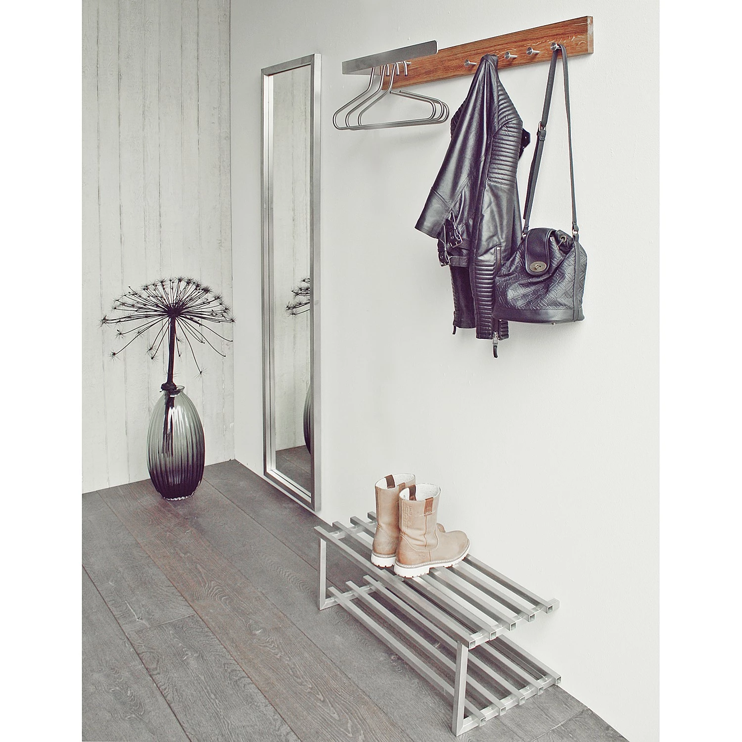 Loftscape Porte-manteaux mural Mc Nae I - Chêne massif / Acier inoxydable 2 Loftscape Porte-manteaux mural Mc Nae I - Chêne massif / Acier inoxydable – Image 2