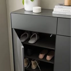 Mørteens Meuble à chaussures Lindholm II - Partiellement en chêne massif - Gris -Vestiaires Soldes 1000119255 200916 16053800020 DETAILS P000000001000119255