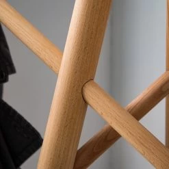 Mørteens Porte-manteaux Rod - Hêtre massif -Vestiaires Soldes 1000188629 200227 06075100015 MOOD DETAILS P000000001000188629 mood