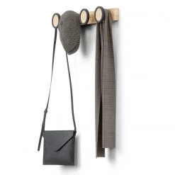 Umbra Porte-manteau Hub - Hévéa massif - Beige -Vestiaires Soldes 1000255859 210407 13381300044 MOOD DETAILS P000000001000255859 mood